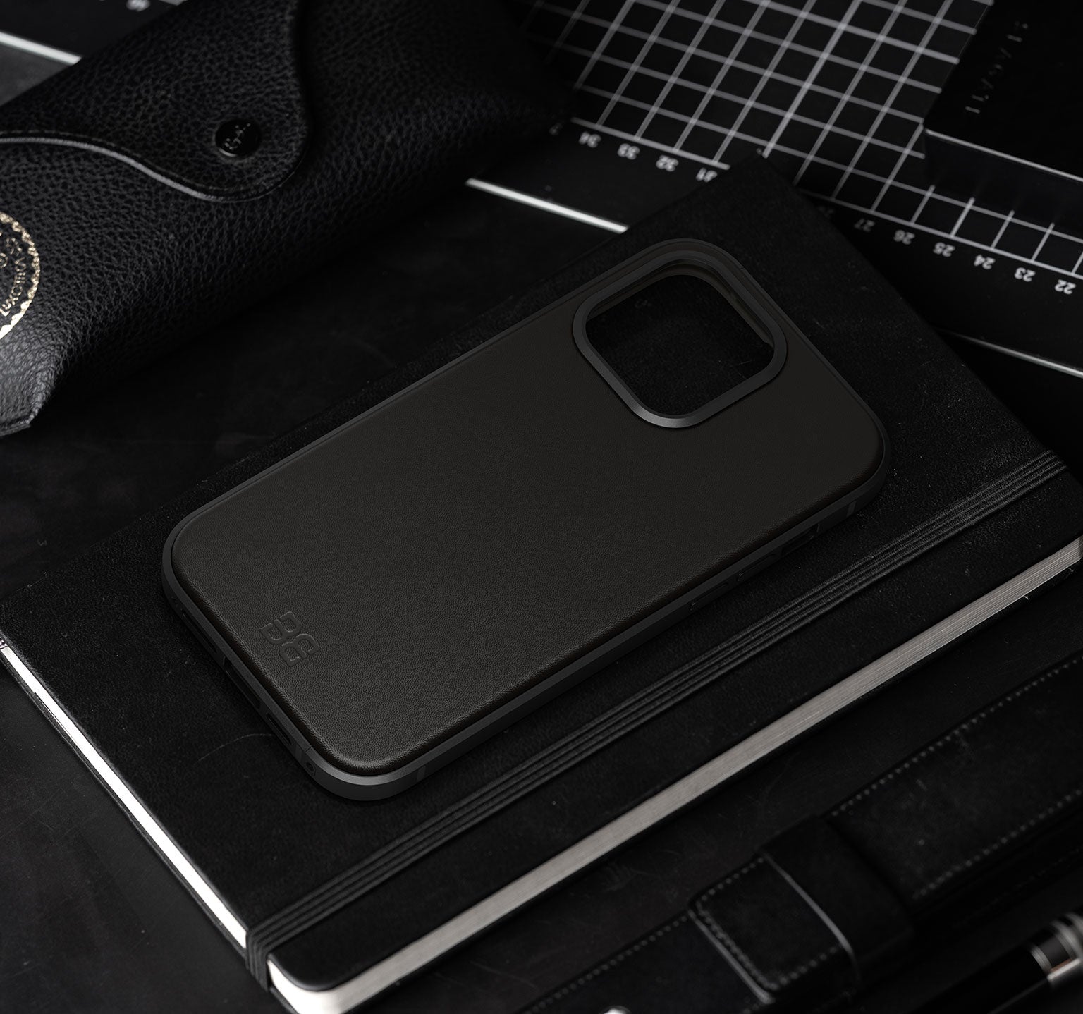 Aluminum Leather Case | iPhone 15 Pro Max | Space Black