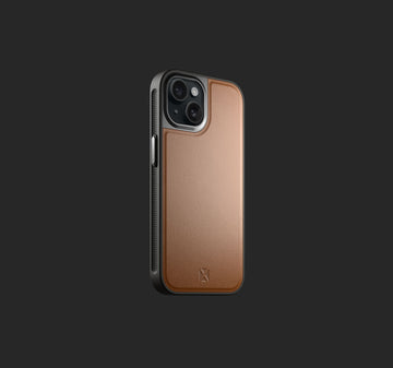 Performance Leather Case | Chocolate | iPhone 15
