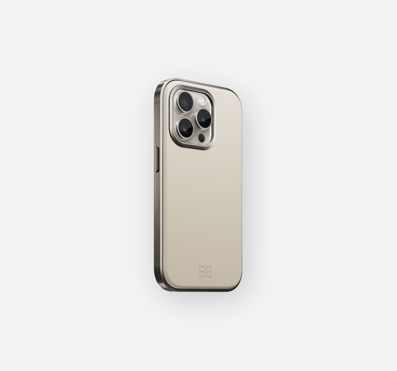 Classic Case Titanium | Off White | iPhone 15 Pro