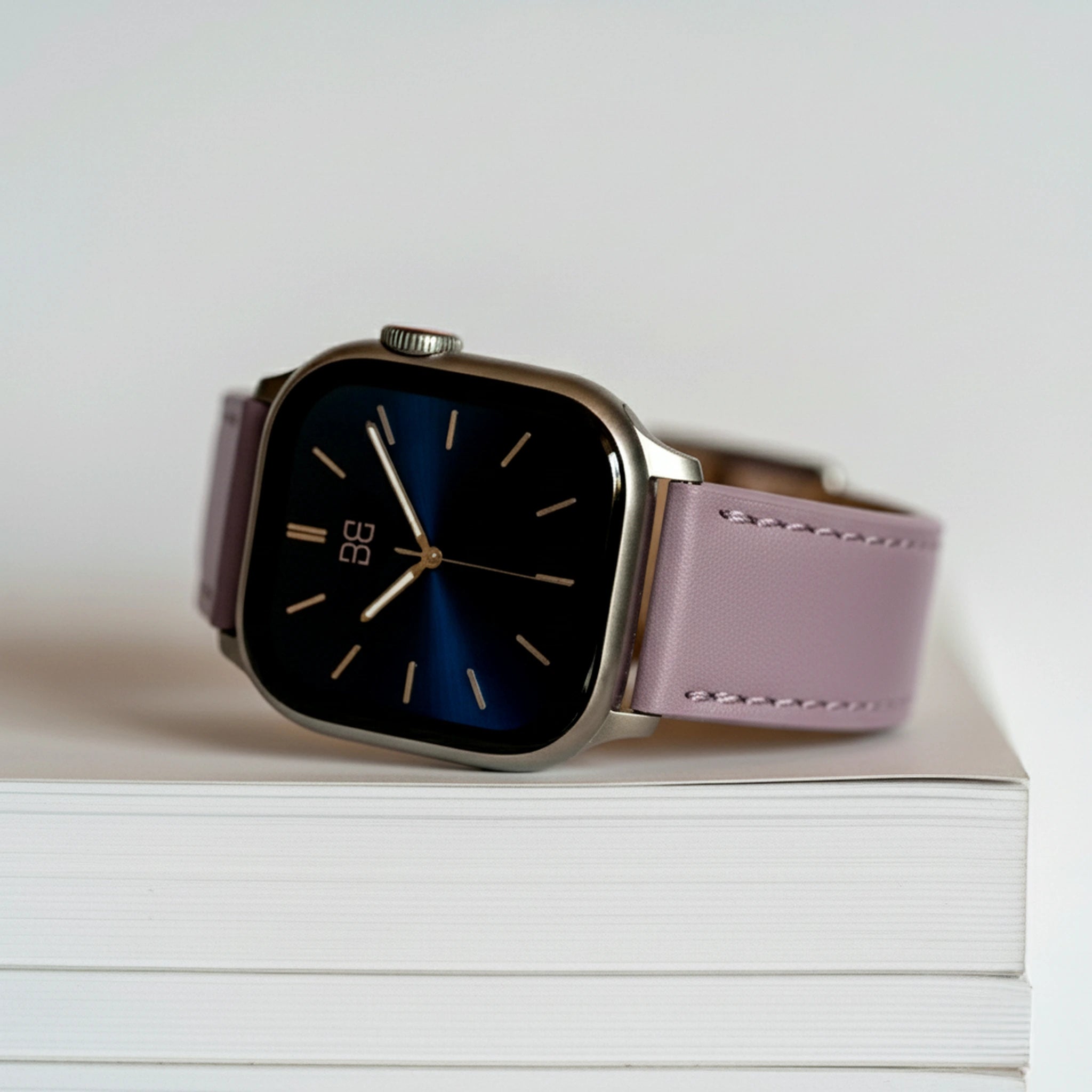 Lavender / 42mm / Schwarz Poliert