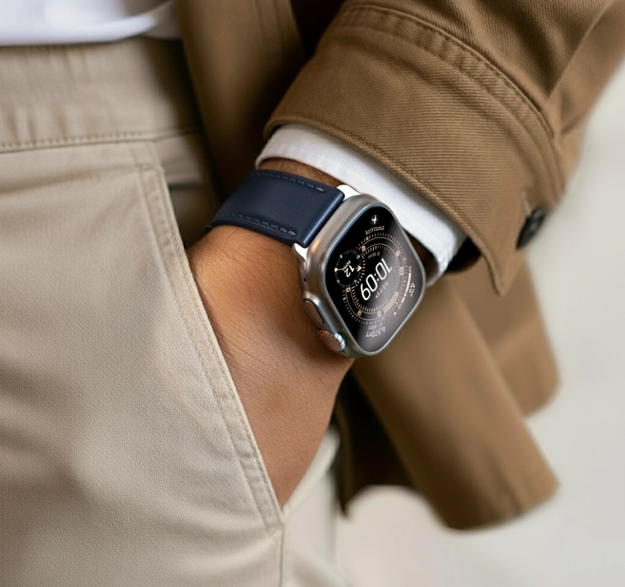 Slate Blue / 42mm / Schwarz Poliert