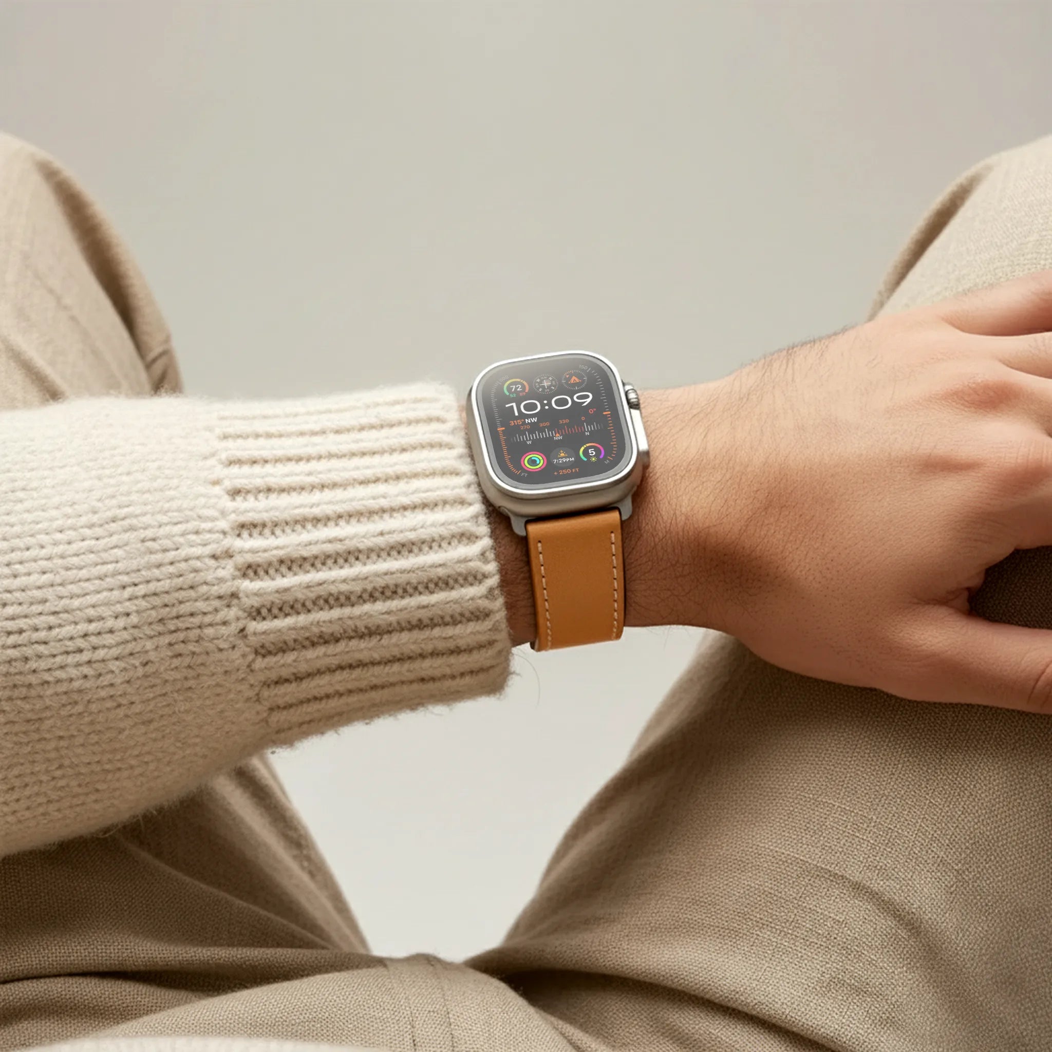 Light Brown / 42mm / Schwarz Poliert