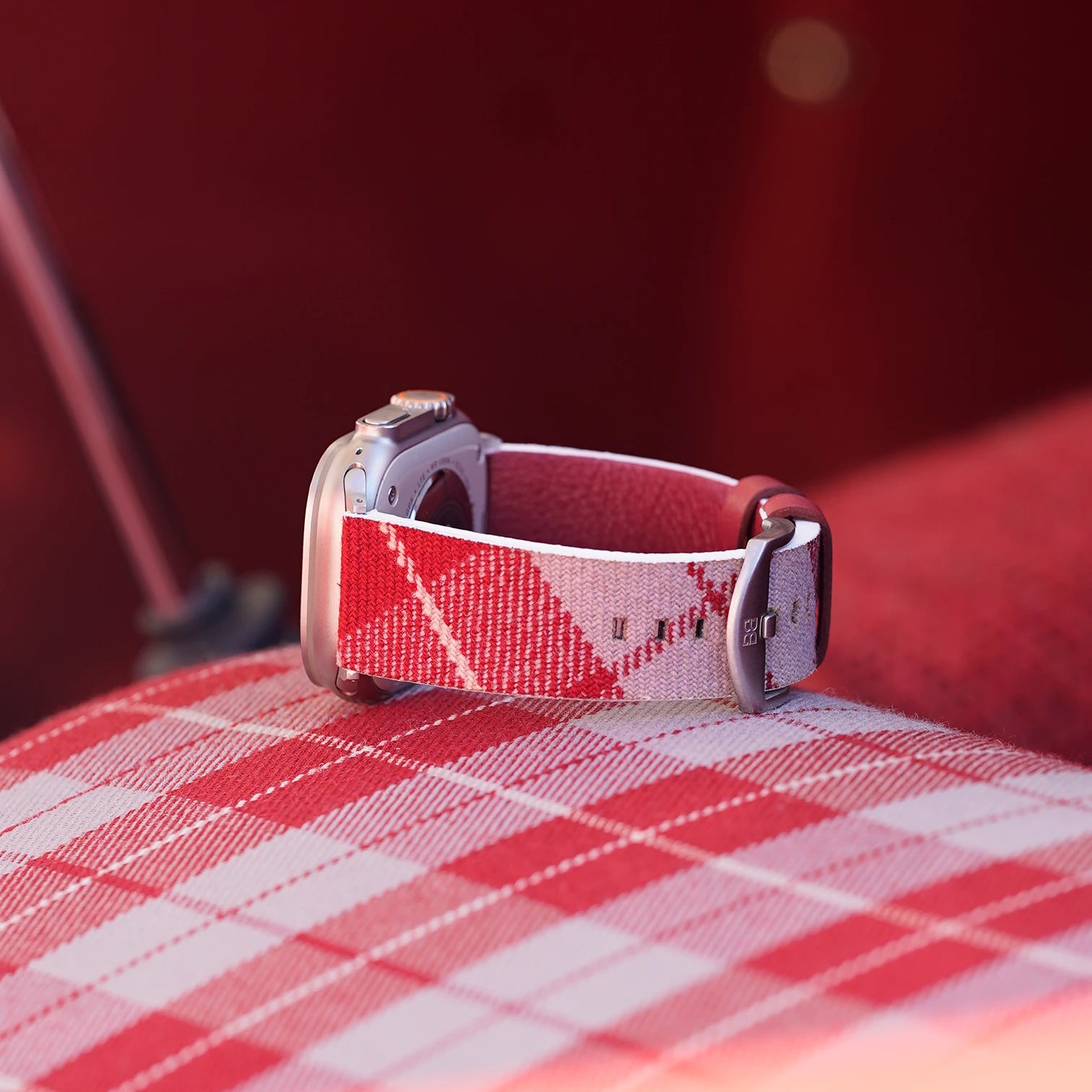 L1 Rot / 46mm / Titan Schiefer