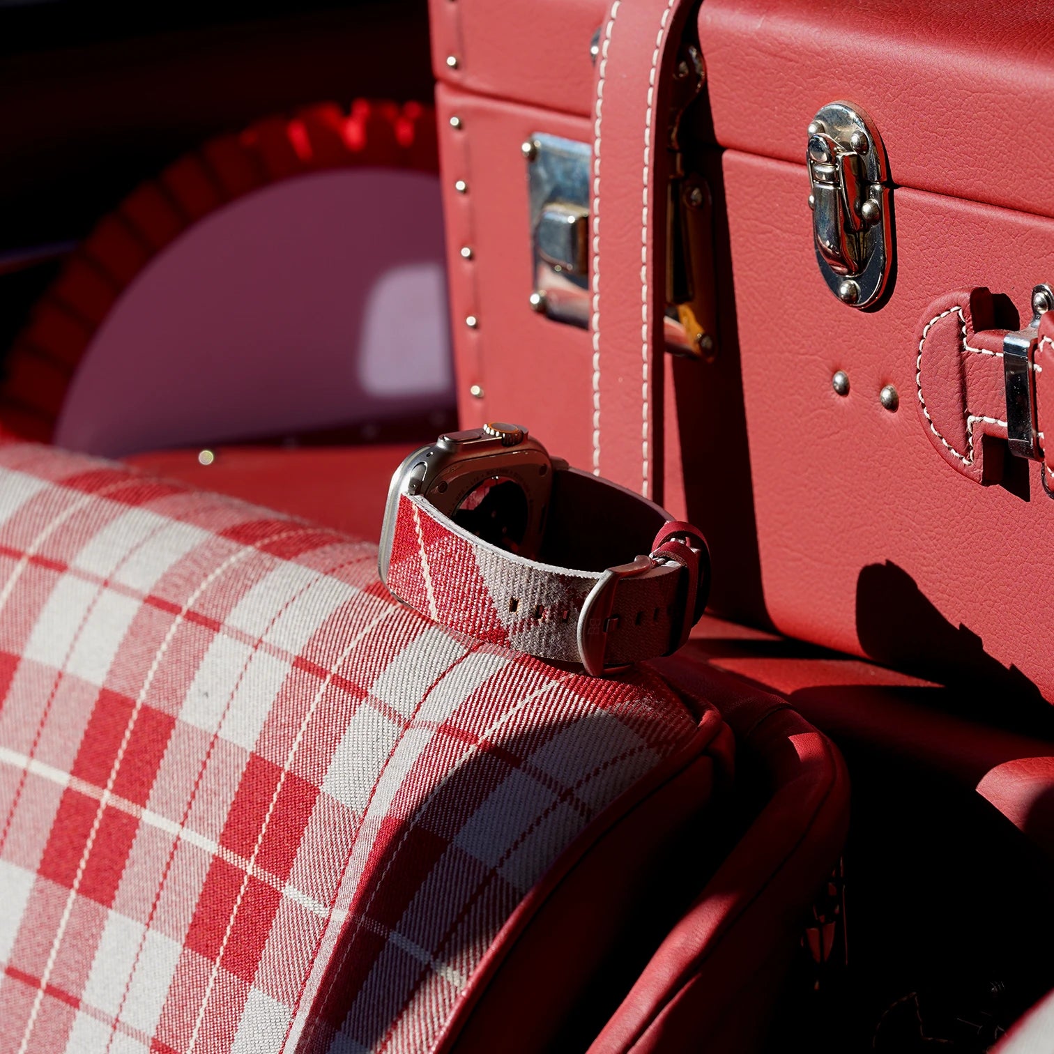 L1 Rot / Ultra / Titan Schwarz