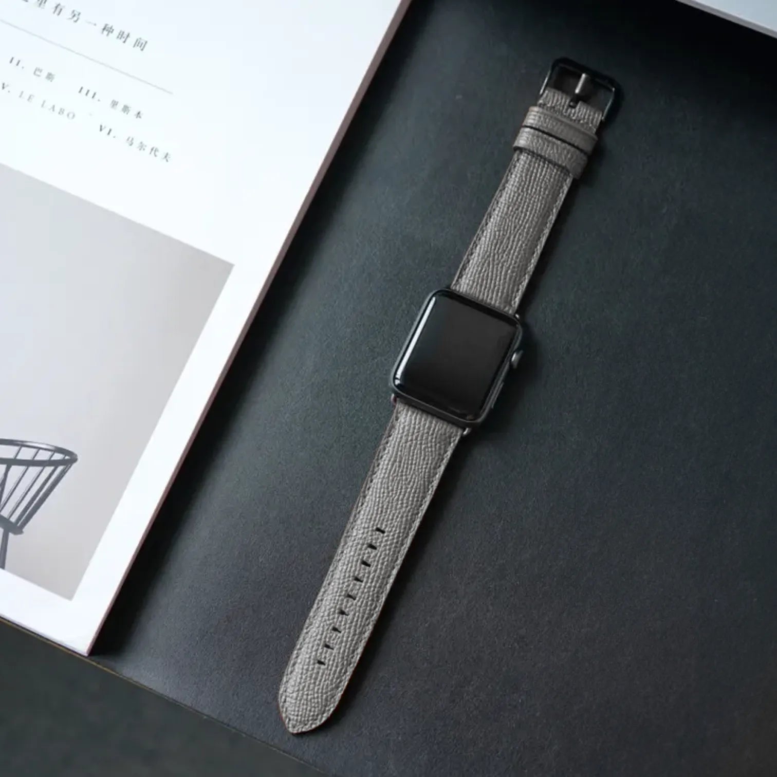 Grau / Ultra/46mm/45mm / Silber Matt