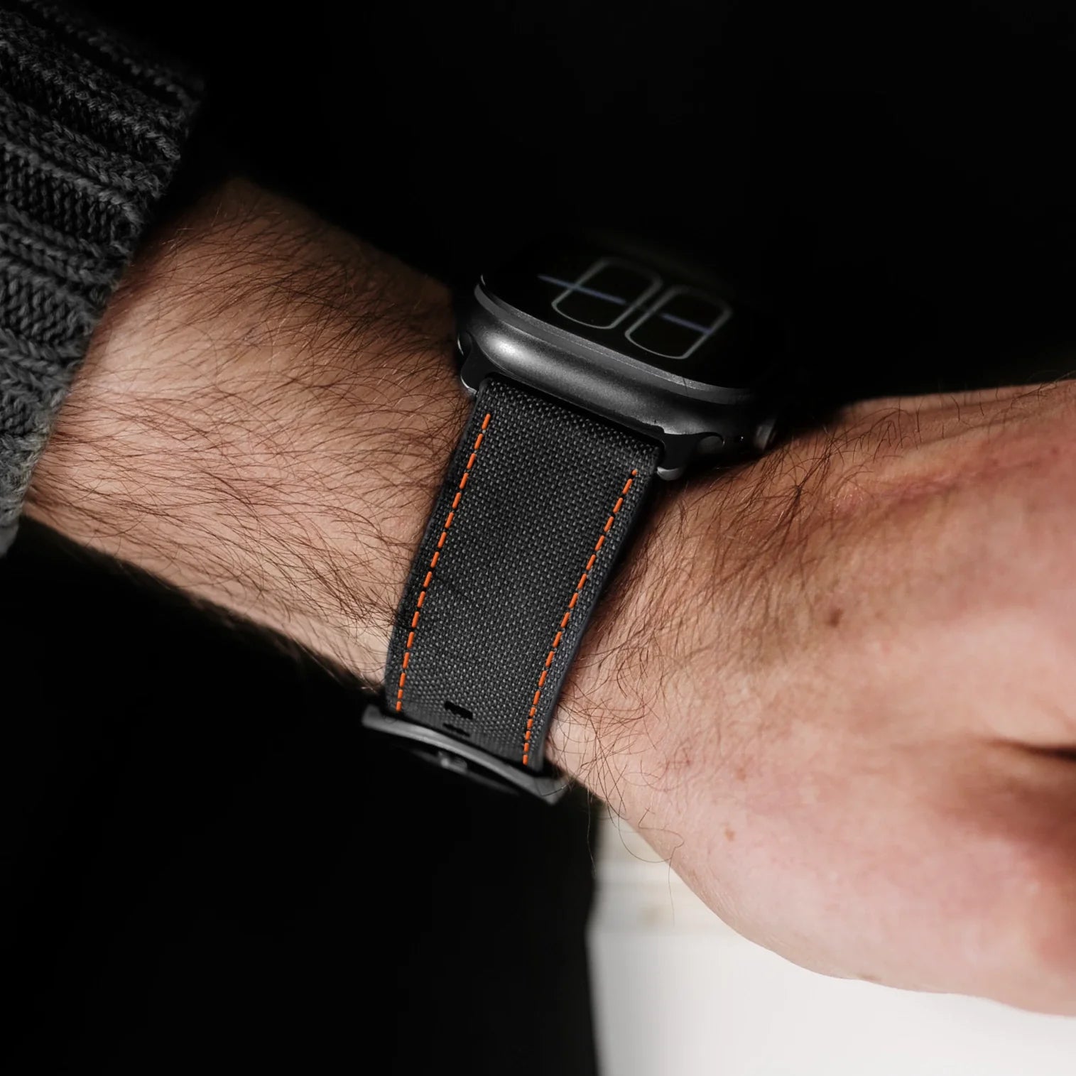 Schwarz mit orangener Naht / Ultra/46mm/45mm / Silber EN