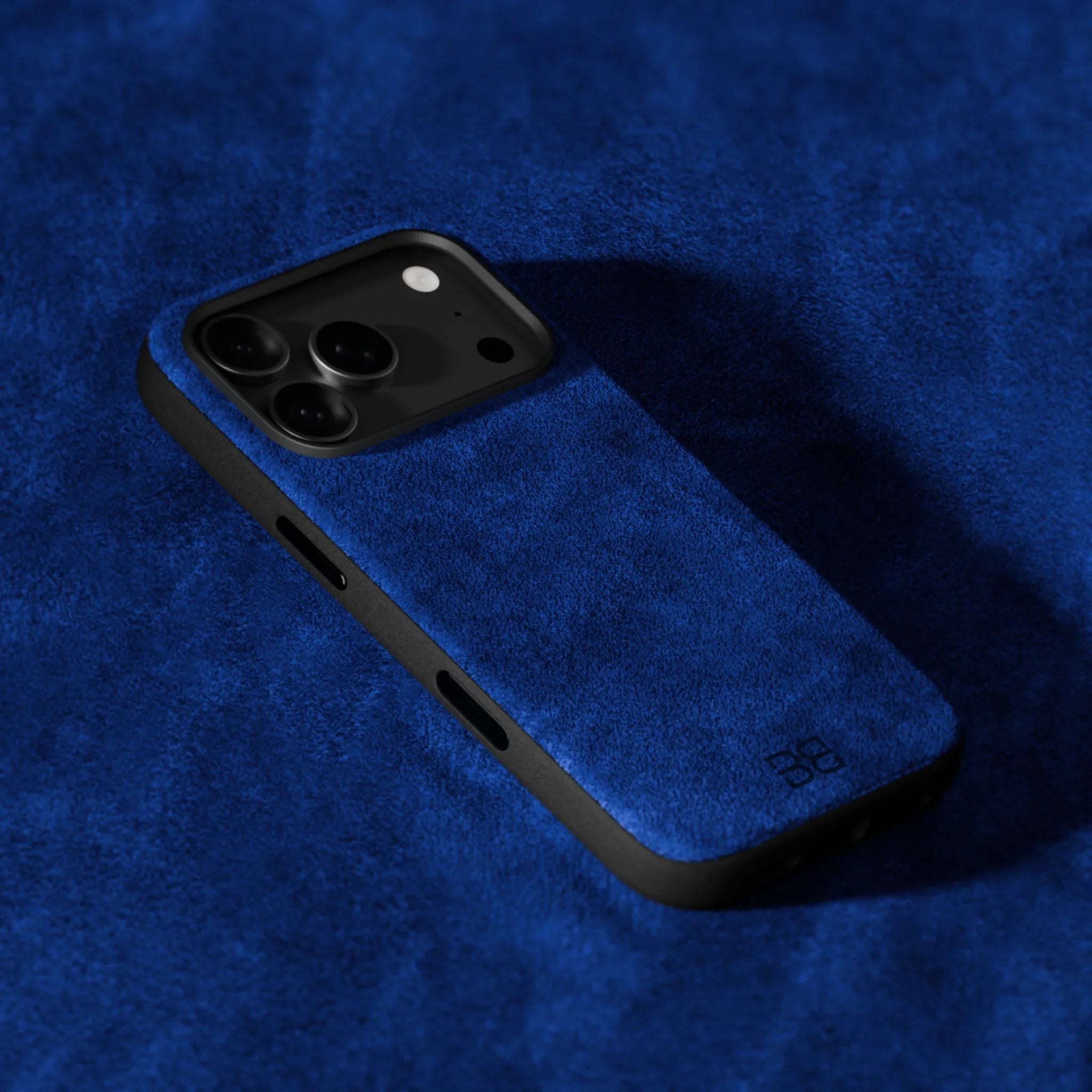 Slate Blue / iPhone 18 Pro Max